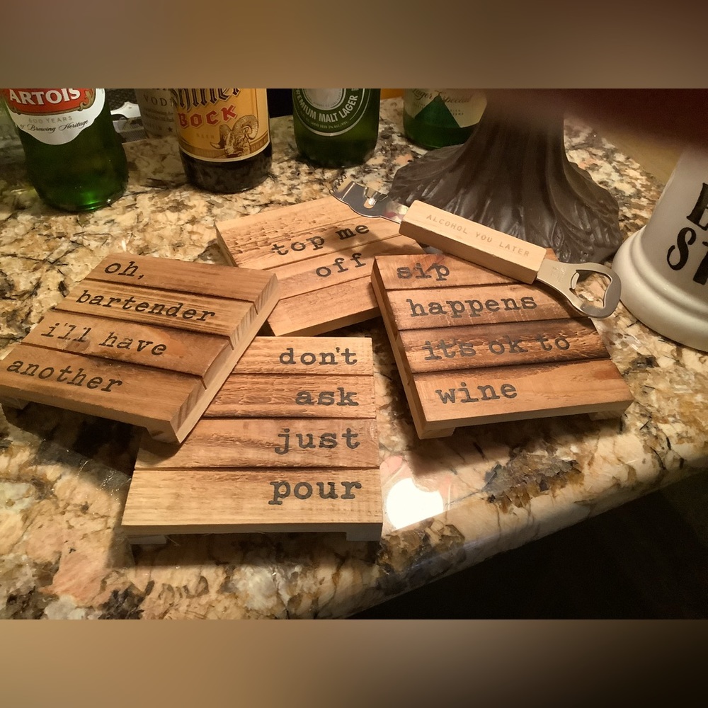 👨‍🍳MUD PIE👨‍🍳NWT Hilarious Bar-Themed Wood Planked Coaster Set+Bottle Opener